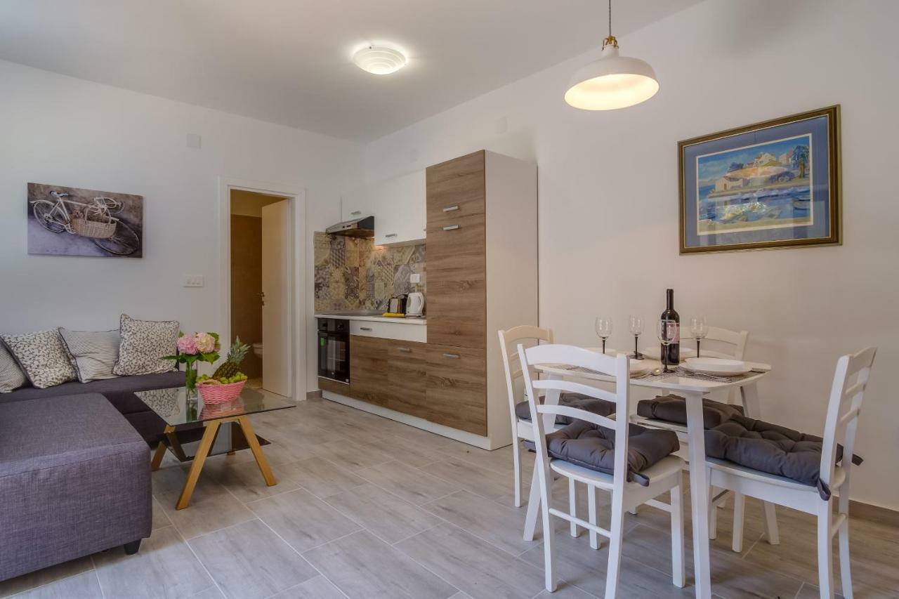 Cuore Di Milka Apartments Вели-Лошинь Экстерьер фото
